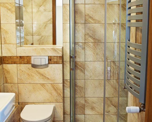 Třílůžkový pokoj Komfort - Dlouhý Dům