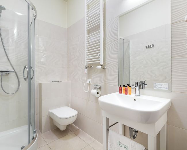 Třílůžkový pokoj Komfort - Dlouhý Dům